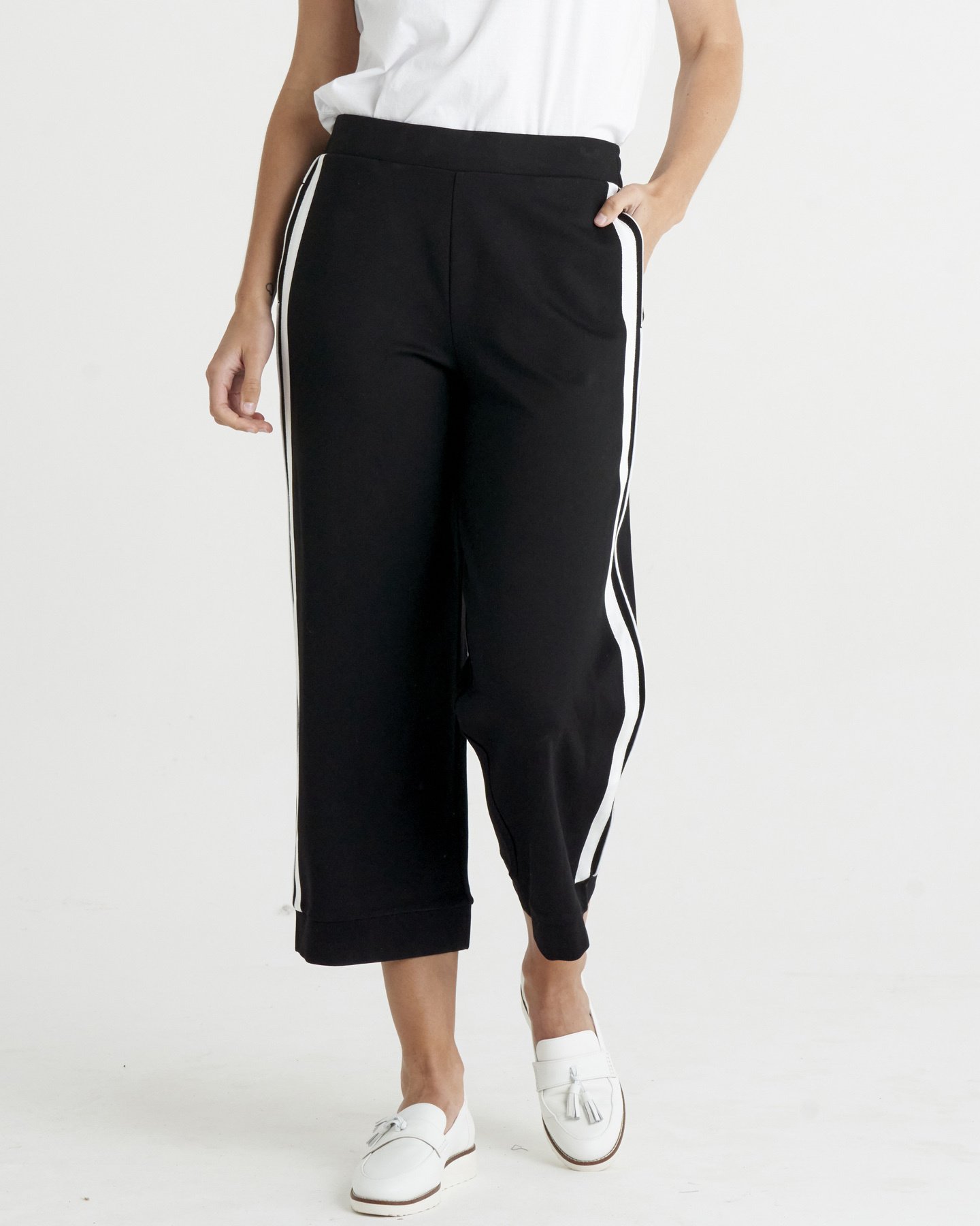 Betty discount basics joggers